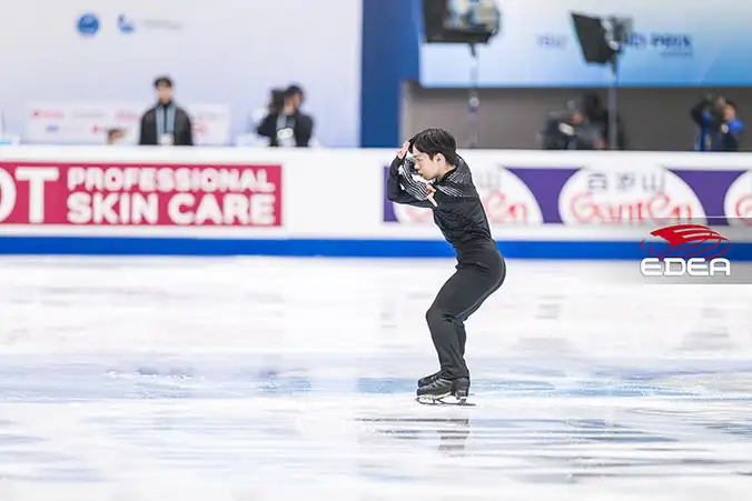 Ice Gallery Skates U.S.